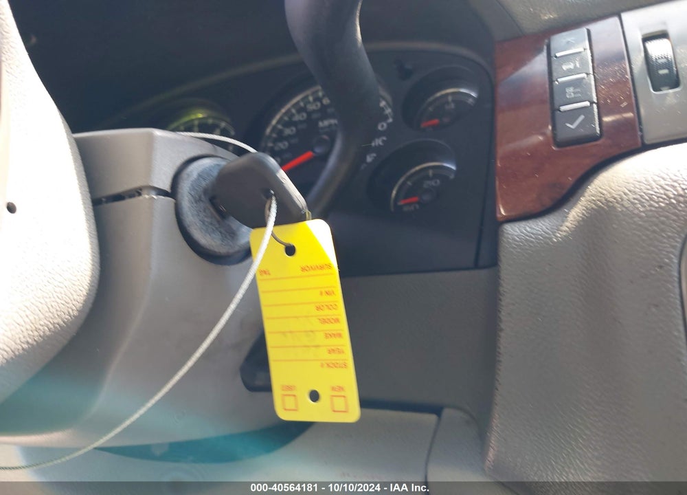 2010 GMC YUKON XL 1500 SLT VIN: 1GKUCKE08AR119896