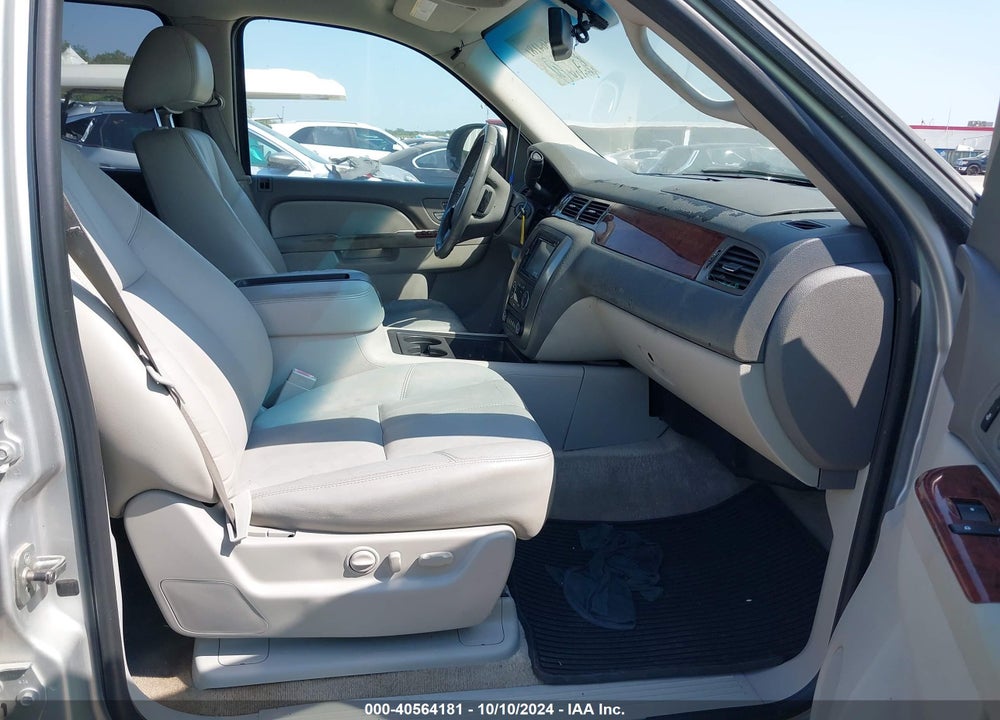 2010 GMC YUKON XL 1500 SLT VIN: 1GKUCKE08AR119896