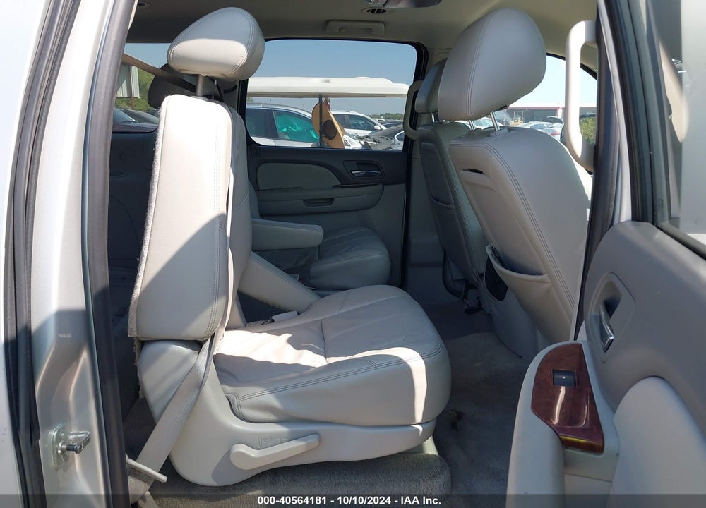 2010 GMC YUKON XL 1500 SLT VIN: 1GKUCKE08AR119896