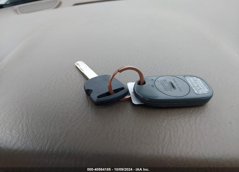 2004 HONDA PILOT EX-L VIN: 2HKYF18664H620442