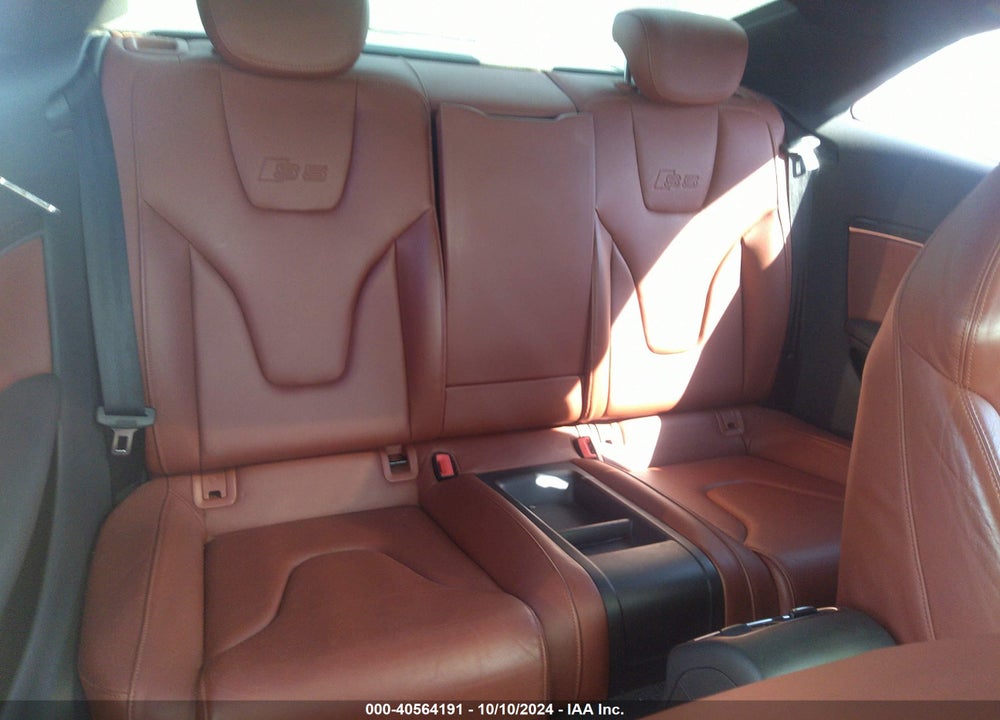 2010 AUDI S5 4.2 PREMIUM PLUS VIN: WAUVVAFR8AA054450