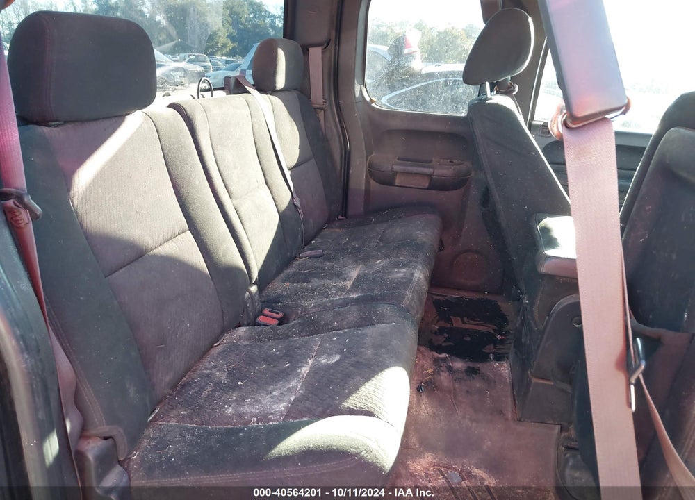 2011 CHEVROLET SILVERADO 1500 LT VIN: 1GCRKSE35BZ335561