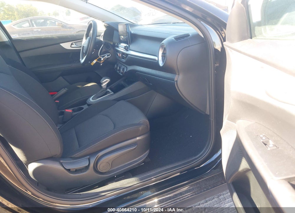 2024 KIA FORTE LX VIN: 3KPF24AD8RE711415
