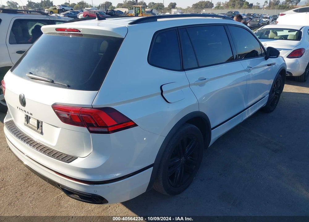 2022 VOLKSWAGEN TIGUAN 2.0T SE R-LINE BLACK VIN: 3VVCB7AX6NM128812