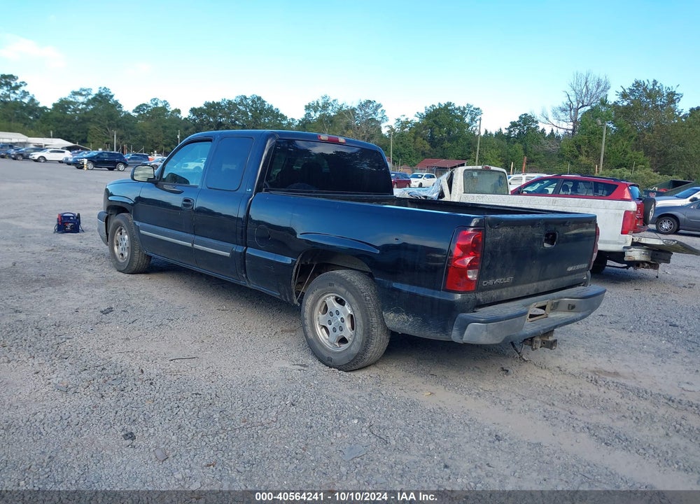 2004 CHEVROLET SILVERADO 1500 LS VIN: 2GCEC19V041188675