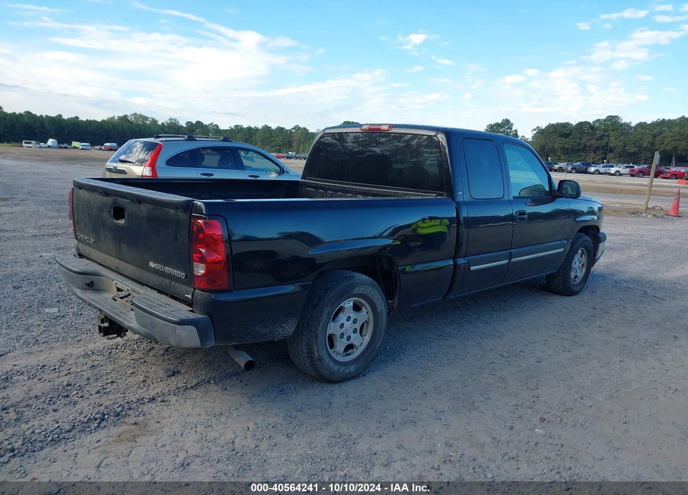 2004 CHEVROLET SILVERADO 1500 LS VIN: 2GCEC19V041188675