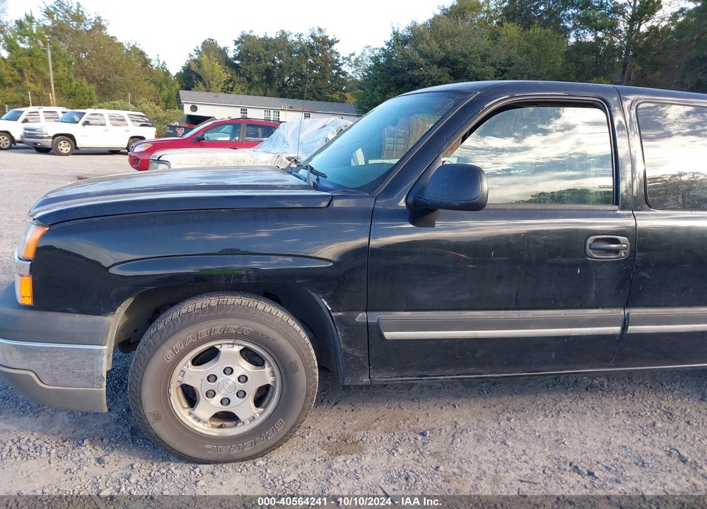 2004 CHEVROLET SILVERADO 1500 LS VIN: 2GCEC19V041188675