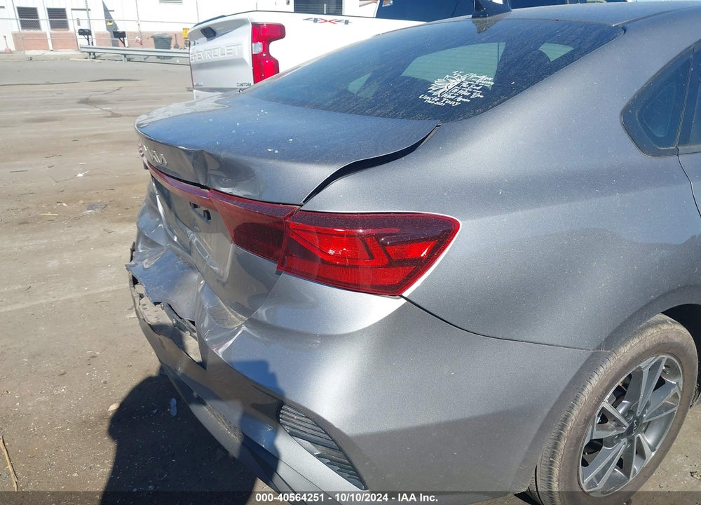 2024 KIA FORTE LXS VIN: 3KPF24AD3RE734343