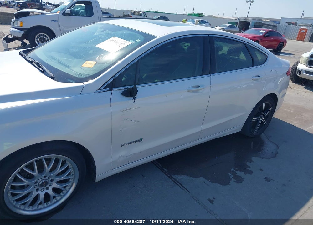2015 FORD FUSION HYBRID SE VIN: 3FA6P0LUXFR172197
