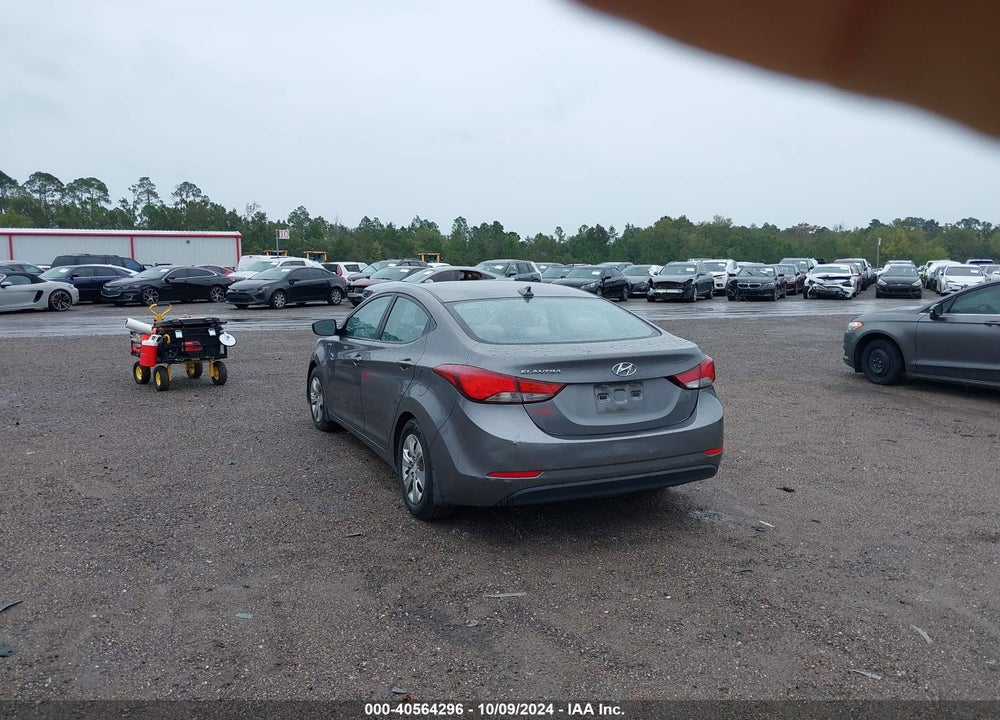 2016 HYUNDAI ELANTRA SE VIN: KMHDH4AE8GU645828
