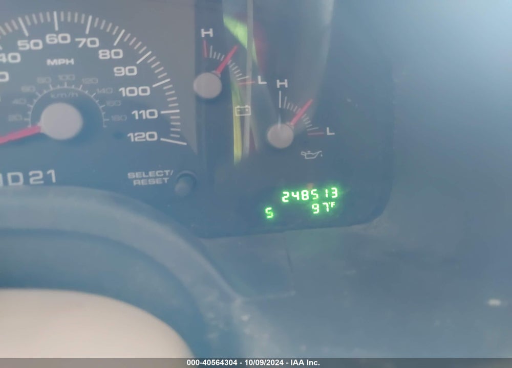 2004 FORD EXPEDITION XLT VIN: 1FMRU15W64LA44809