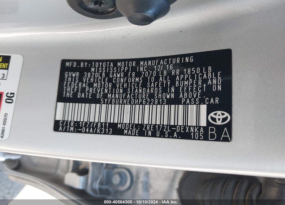 2017 TOYOTA COROLLA LE VIN: 5YFBURHE0HP622813