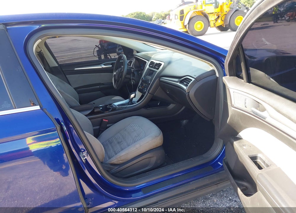 2016 FORD FUSION S VIN: 3FA6P0G77GR275406