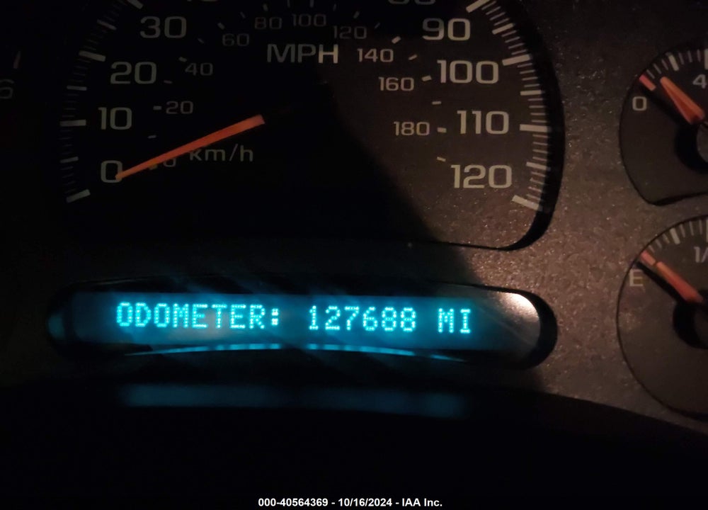2004 CHEVROLET TAHOE LS VIN: 1GNEK13Z34J128417