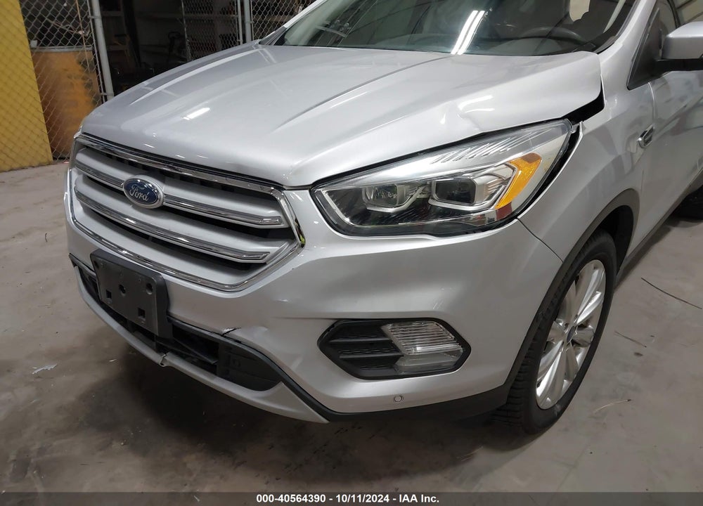 2018 FORD ESCAPE VIN: 1FMCU9J99JUB43618