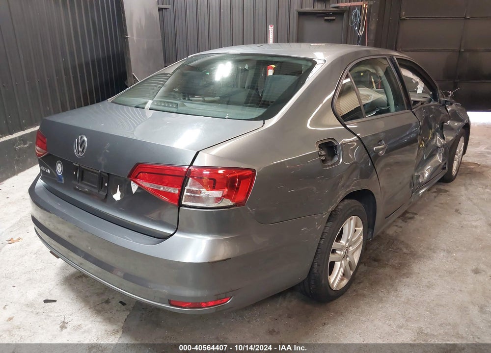 2015 VOLKSWAGEN JETTA 2.0L S VIN: 3VW2K7AJ0FM225878