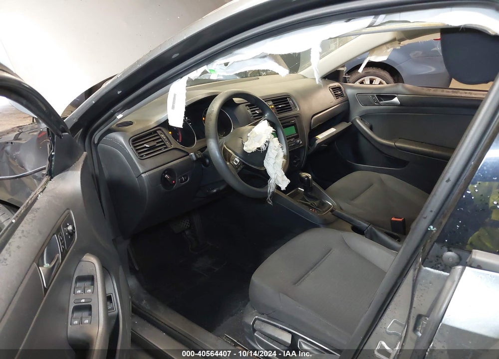 2015 VOLKSWAGEN JETTA 2.0L S VIN: 3VW2K7AJ0FM225878