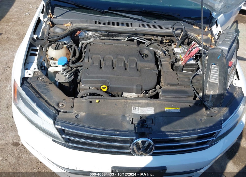 2015 VOLKSWAGEN JETTA 2.0L TDI SEL VIN: 3VWLA7AJ1FM237013