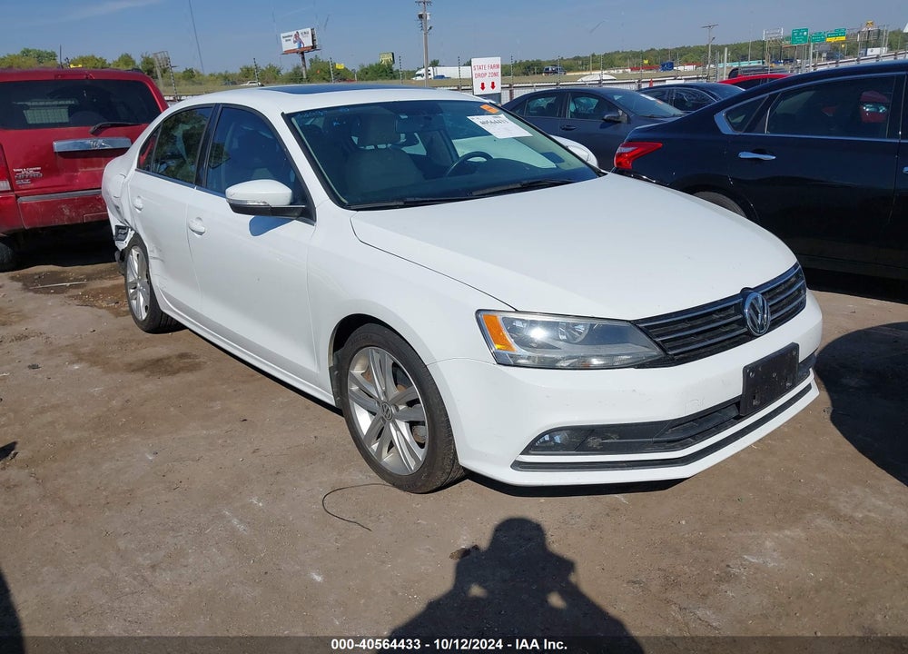 2015 VOLKSWAGEN JETTA 2.0L TDI SEL VIN: 3VWLA7AJ1FM237013