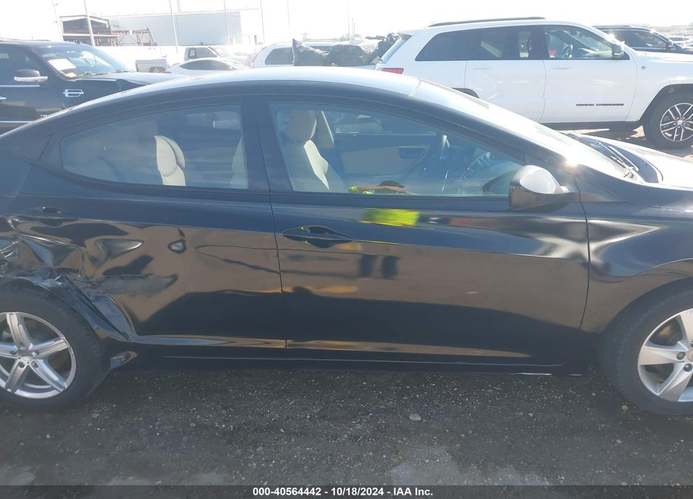 2013 HYUNDAI ELANTRA GLS VIN: 5NPDH4AE4DH442512