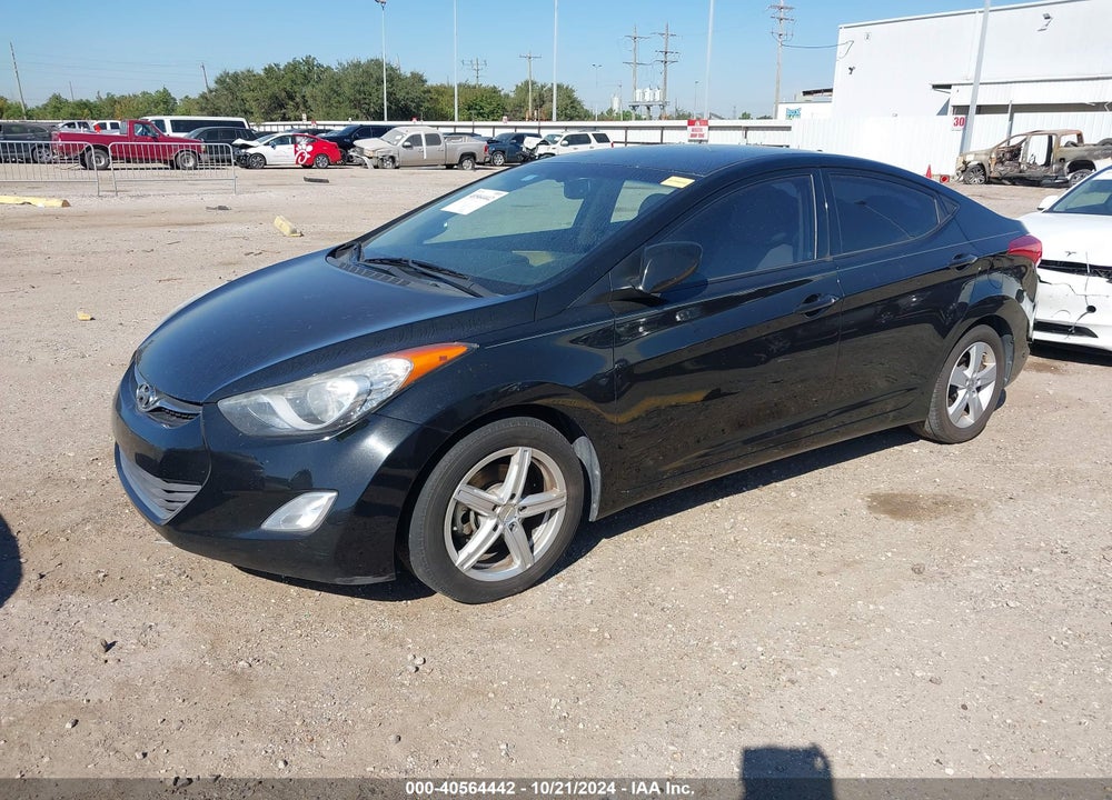 2013 HYUNDAI ELANTRA GLS VIN: 5NPDH4AE4DH442512