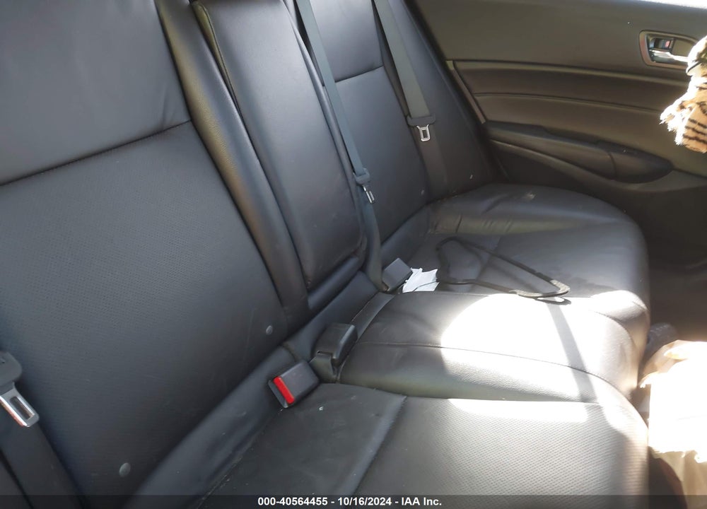 2015 ACURA ILX 2.0L VIN: 19VDE1F37FE000094