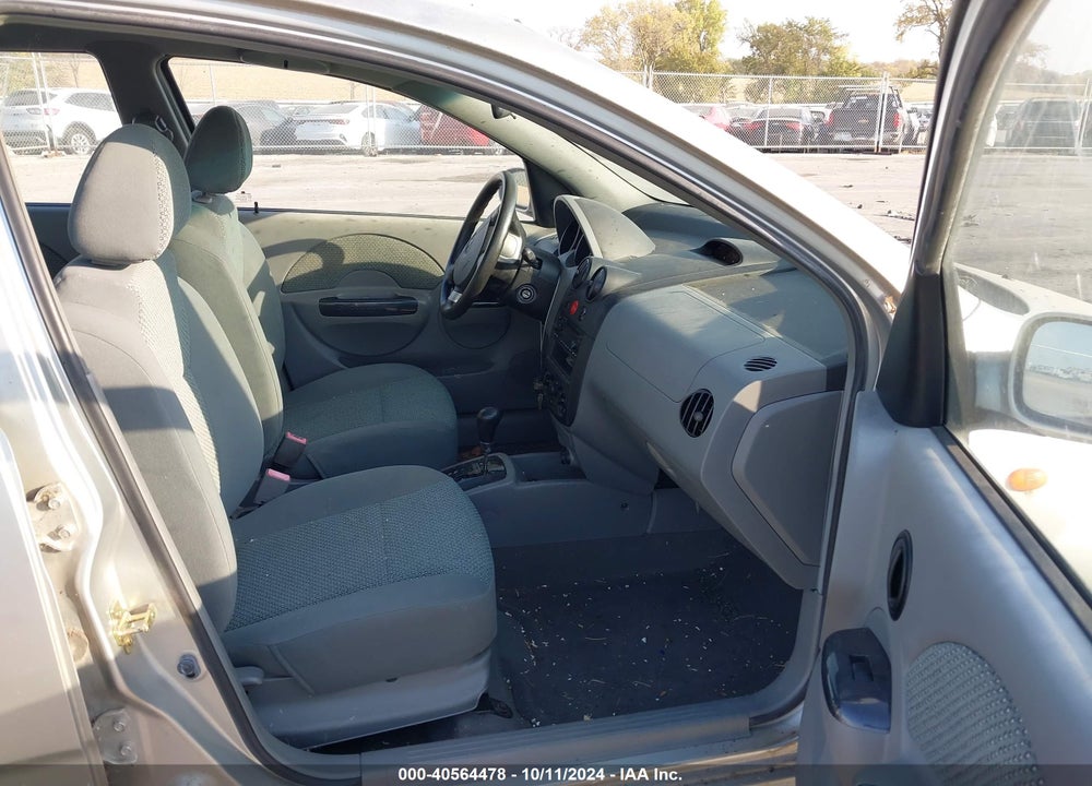 2004 CHEVROLET AVEO LS VIN: KL1TJ62634B162009