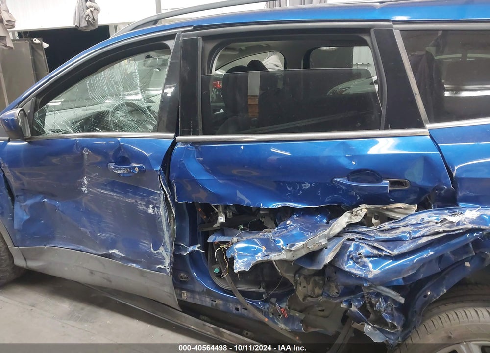 2019 FORD ESCAPE SEL VIN: 1FMCU0HD8KUC58072