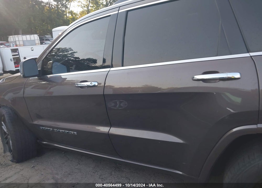 2018 JEEP GRAND CHEROKEE VIN: 1C4RJECG3JC289126
