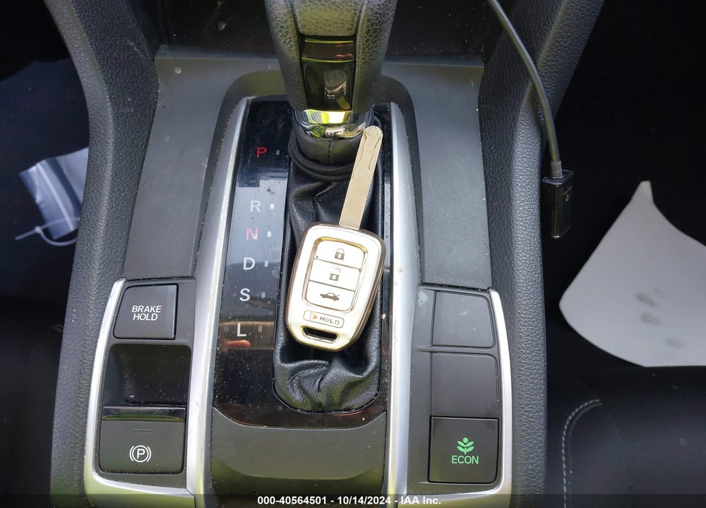 2019 HONDA CIVIC LX VIN: 2HGFC2F61KH522189