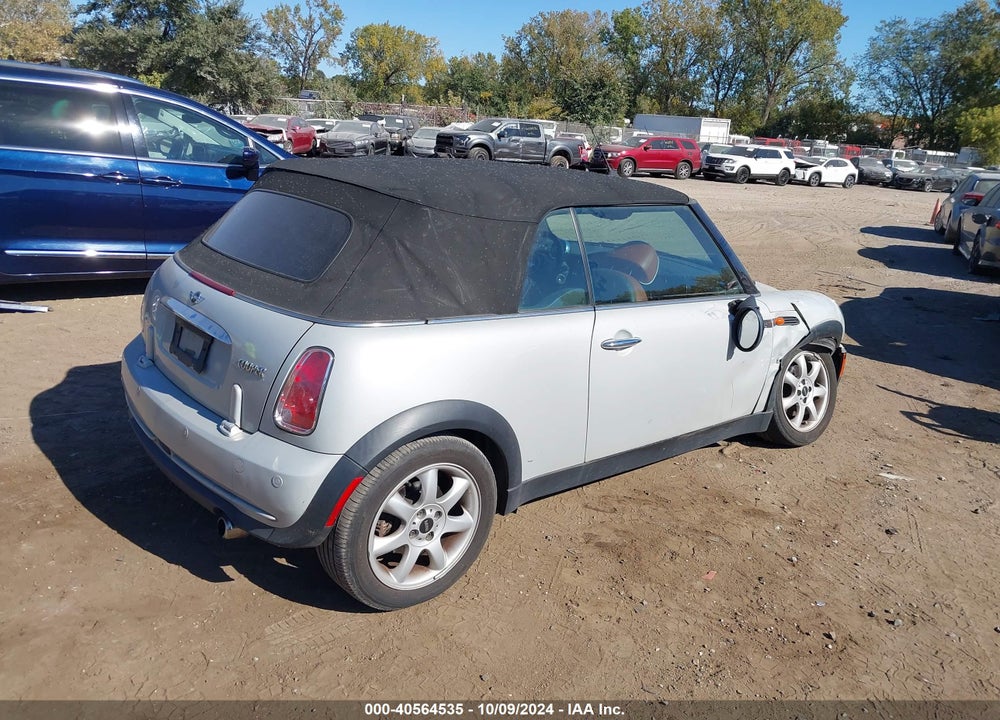 2008 MINI COOPER VIN: WMWRF33518TF67505