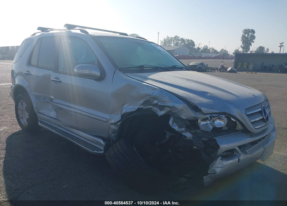 2005 MERCEDES-BENZ ML 350 4MATIC VIN: 4JGAB57E95A537301