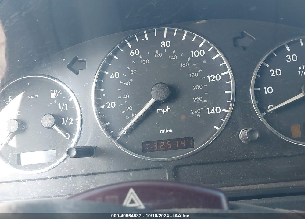 2005 MERCEDES-BENZ ML 350 4MATIC VIN: 4JGAB57E95A537301