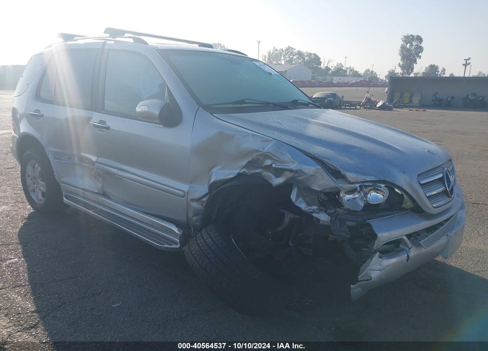2005 MERCEDES-BENZ ML 350 4MATIC VIN: 4JGAB57E95A537301