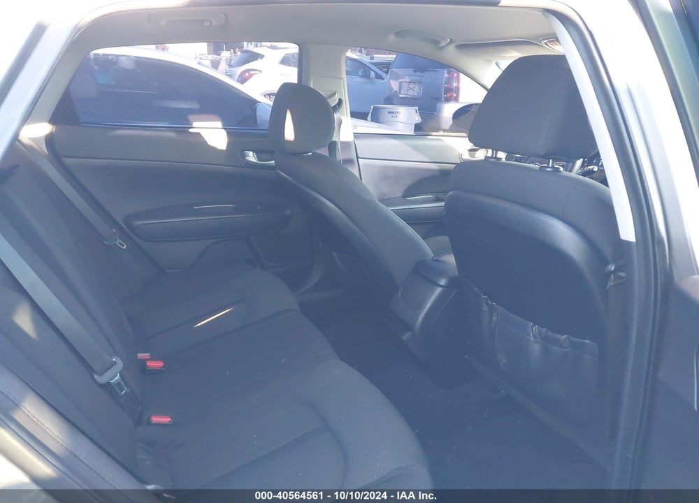 2017 KIA OPTIMA LX VIN: 5XXGT4L36HG161787