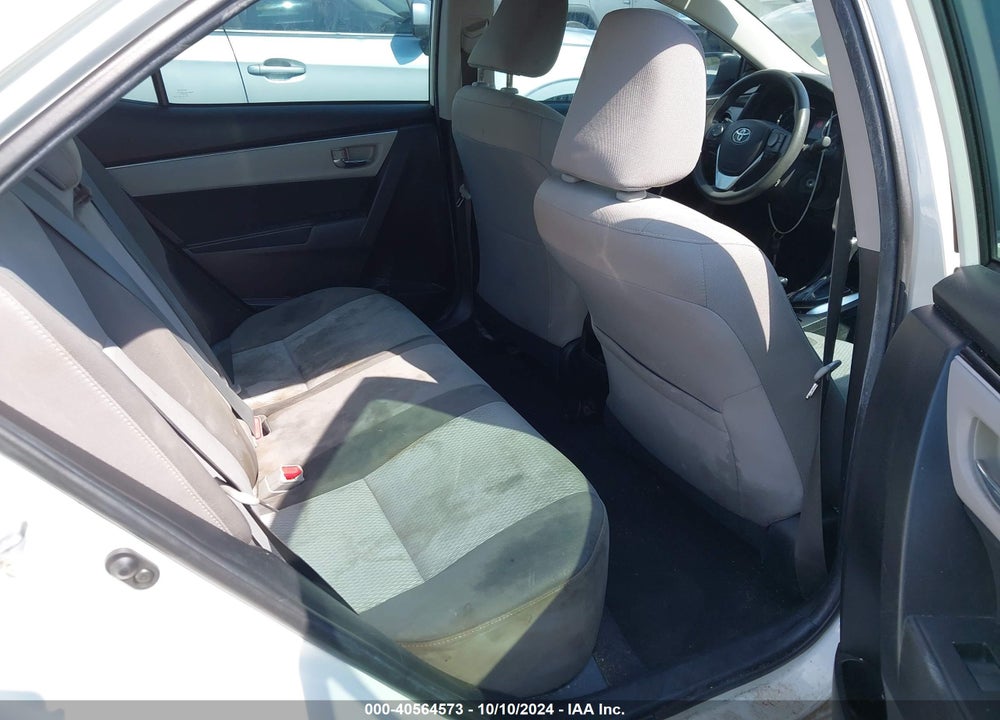 2018 TOYOTA COROLLA LE VIN: 5YFBURHE8JP805835