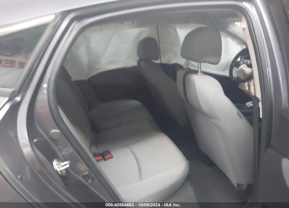 2018 HONDA CIVIC LX VIN: 2HGFC2F58JH502060