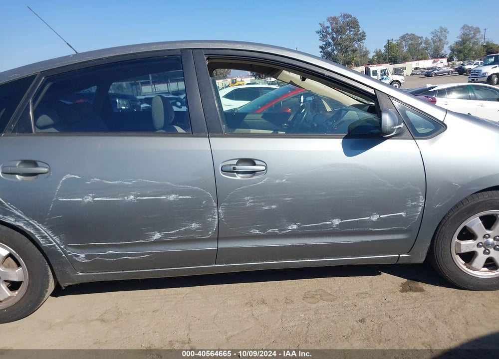 2004 TOYOTA PRIUS VIN: JTDKB20U340059549
