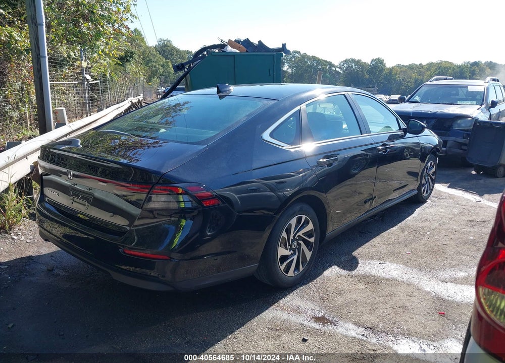 2023 HONDA ACCORD LX VIN: 1HGCY1F25PA008914
