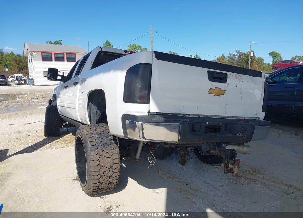 2014 CHEVROLET SILVERADO 2500HD LT VIN: 1GC1KXC81EF191683