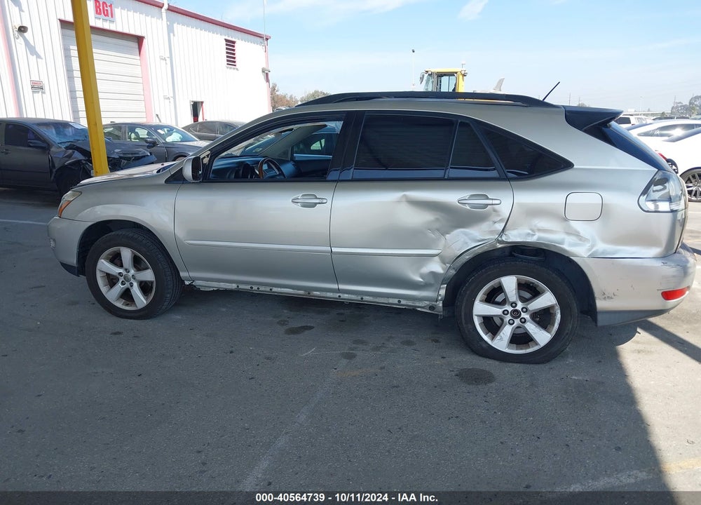 2005 LEXUS RX 330 VIN: JTJHA31U950076176