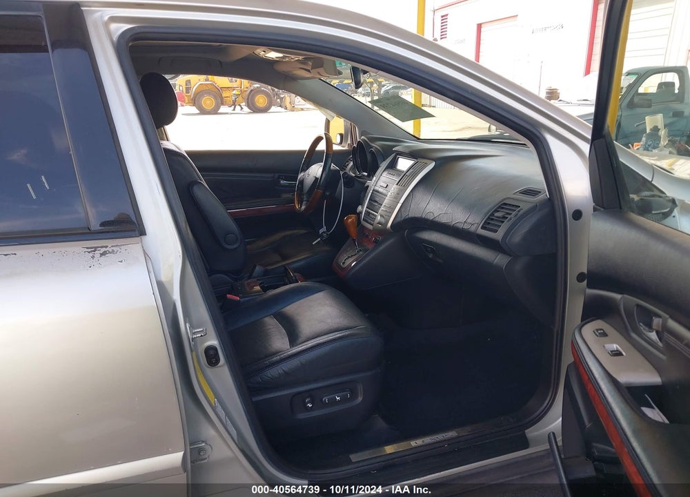 2005 LEXUS RX 330 VIN: JTJHA31U950076176