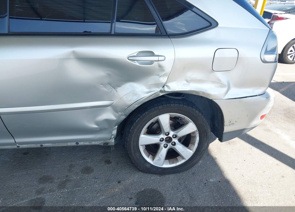 2005 LEXUS RX 330 VIN: JTJHA31U950076176