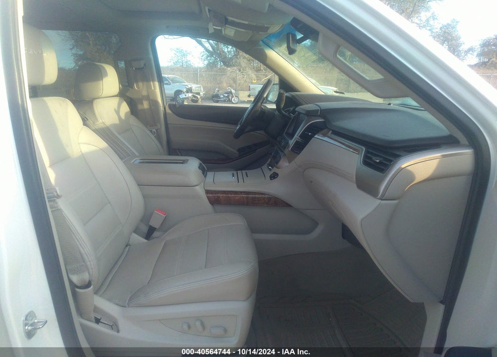 2015 GMC YUKON DENALI VIN: 1GKS2CKJ9FR557976