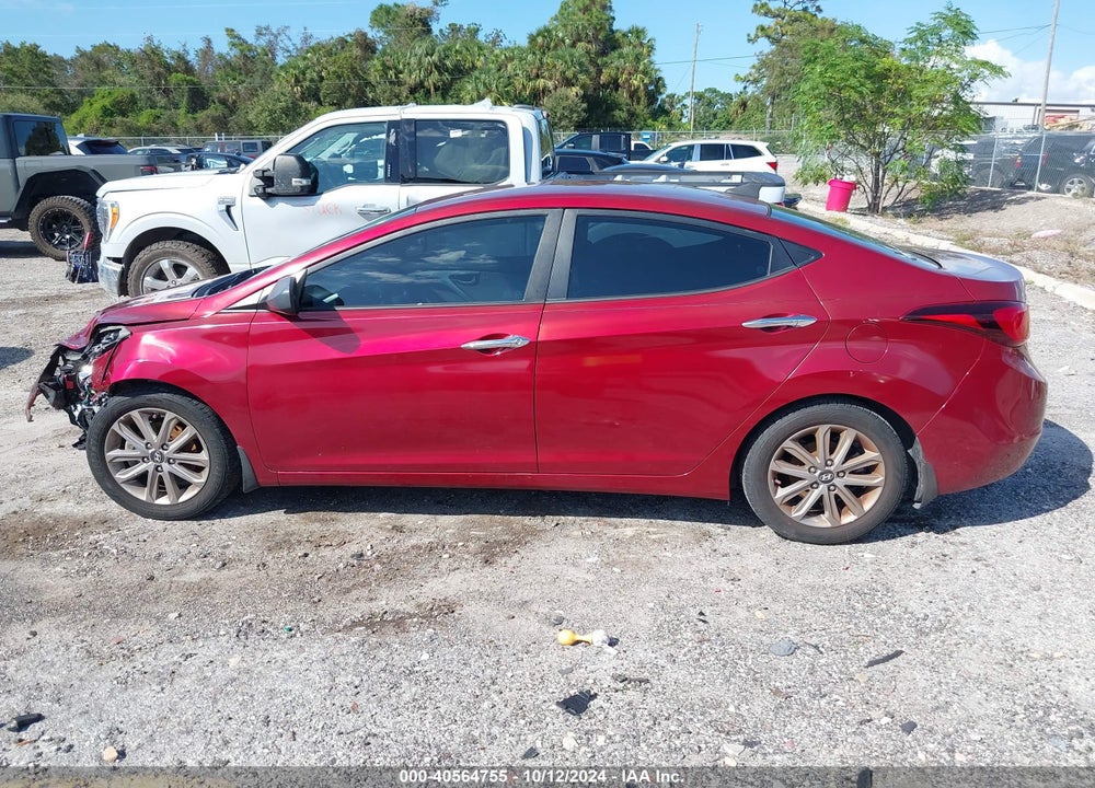 2016 HYUNDAI ELANTRA SE VIN: 5NPDH4AE1GH721162