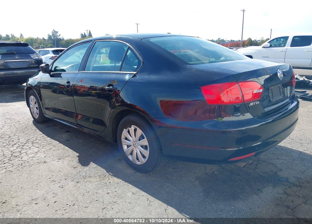 2012 VOLKSWAGEN JETTA 2.0L S VIN: 3VW2K7AJXCM357624