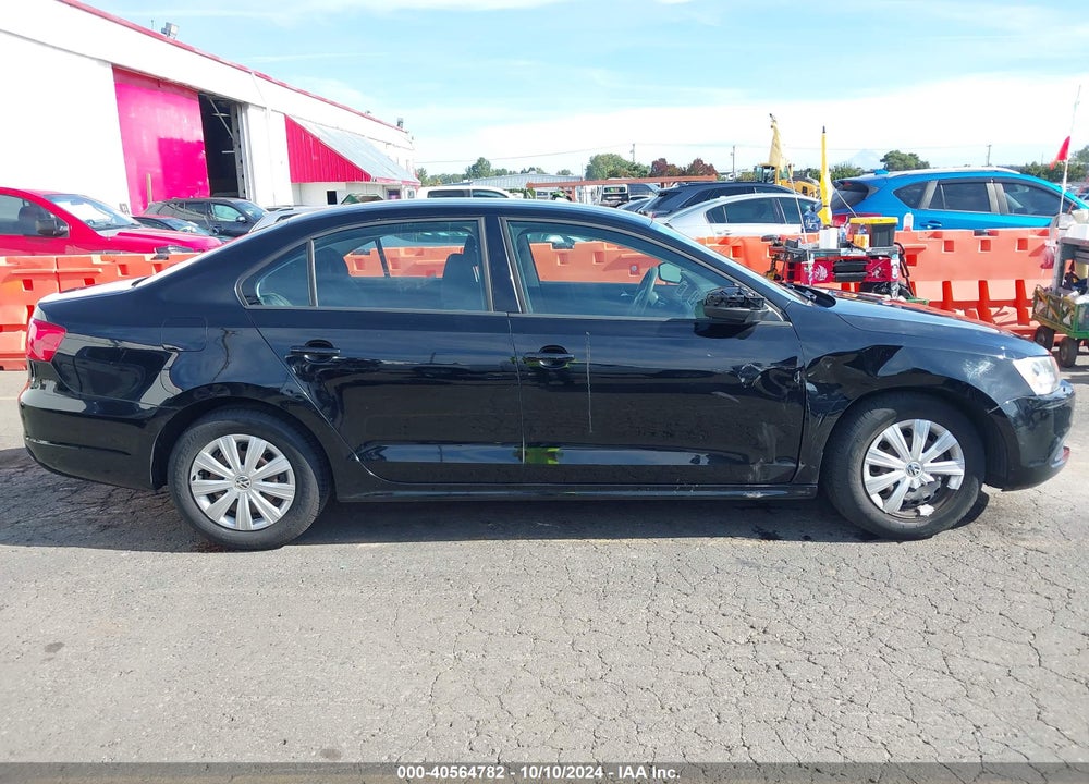 2012 VOLKSWAGEN JETTA 2.0L S VIN: 3VW2K7AJXCM357624