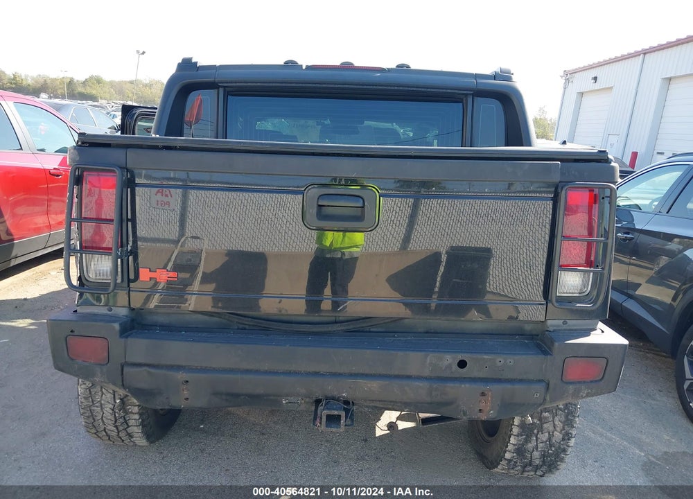 2005 HUMMER H2 SUT VIN: 5GRGN22U15H121963