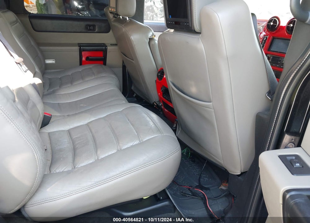 2005 HUMMER H2 SUT VIN: 5GRGN22U15H121963