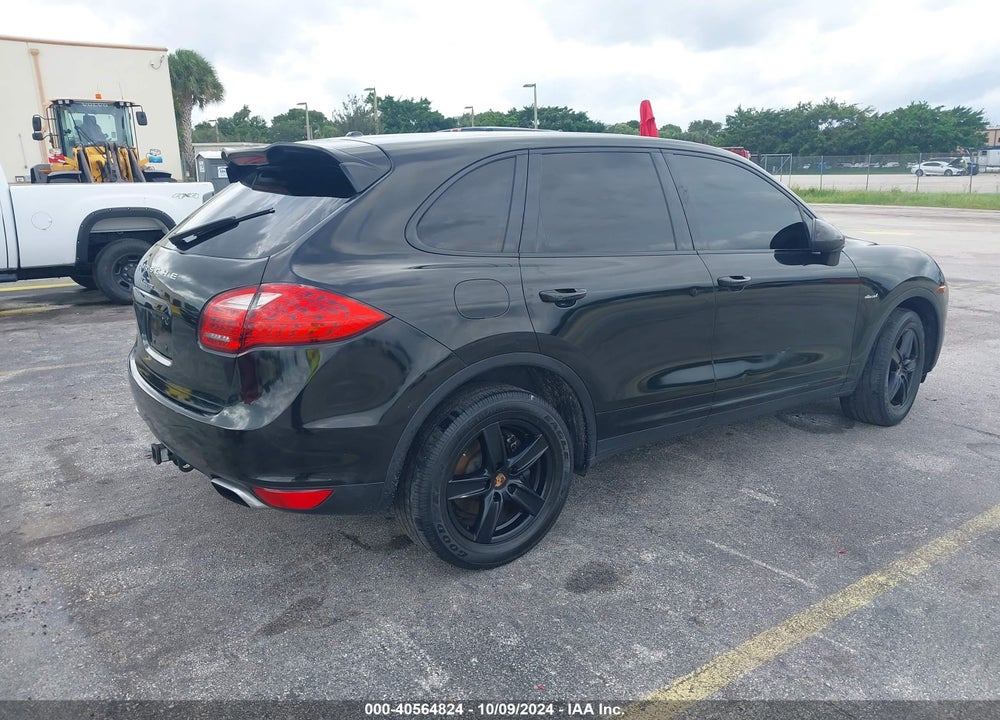 2014 PORSCHE CAYENNE DIESEL VIN: WP1AF2A2XELA30769